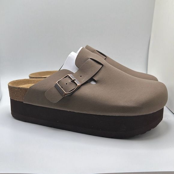 CUSHIONAIRE Women's Cork Footbed Platform Clog 8 WIDE BROWN - Picture 1 of 7